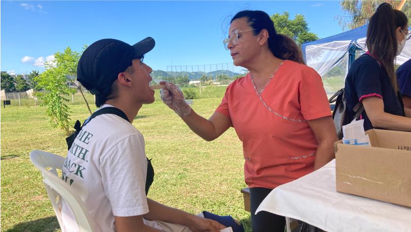 Adolescentes participaron de una feria de salud en el Parque Bicentenario
