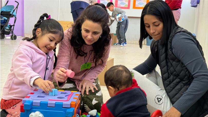 “Nido de Colores”, una propuesta para promover la crianza respetuosa en el Centro de Salud de Villa Asunción