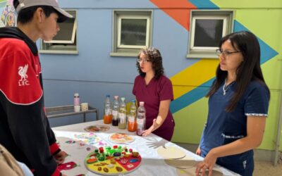 El Materno Infantil celebró una feria en el Mes de la Adolescencia
