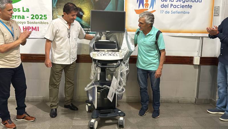 La Fundación HPMI entregó un ecógrafo portátil de última generación para Neonatología
